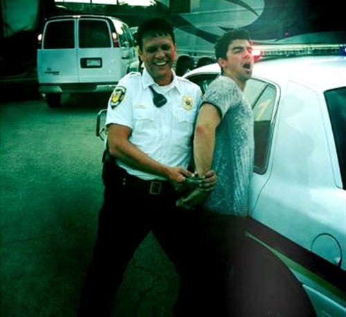Joe Jonas arrested