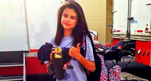 Selena Gomez Walk Of Shame With No Pants