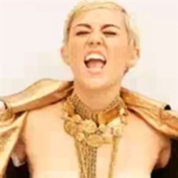Miley Cyrus Topless Picture Is Real