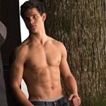 Taylor Lautner Responds To Push Up Challenge