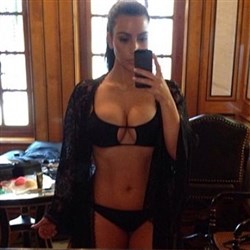 Kanye West ex Amber Rose joins OnlyFans with raunchy butt 