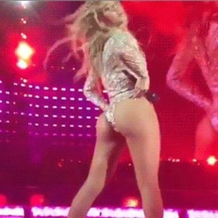 Beyonce Shaking Ass 56
