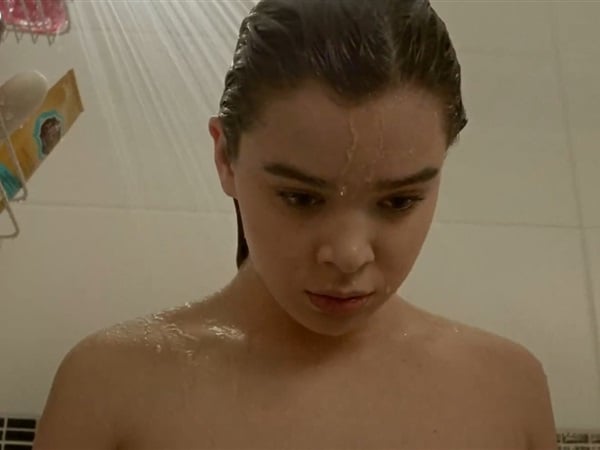 Hailee Steinfeld Nude Shower Scene.- facetporn  