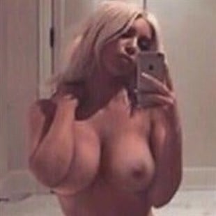 Kim Kardashian Porn Uncensored - Kim Kardashian Nude Selfie Uncensored